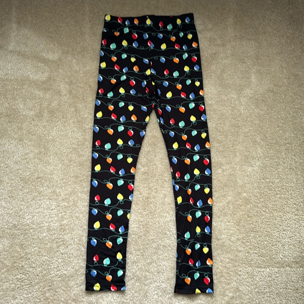 Mayfair Christmas Lights leggings NWT Size L